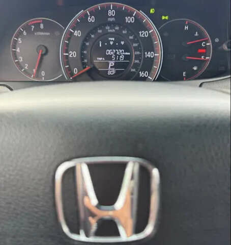 Сірий Хонда Аккорд, об'ємом двигуна 2.36 л та пробігом 99 тис. км за 14500 $, фото 17 на Automoto.ua