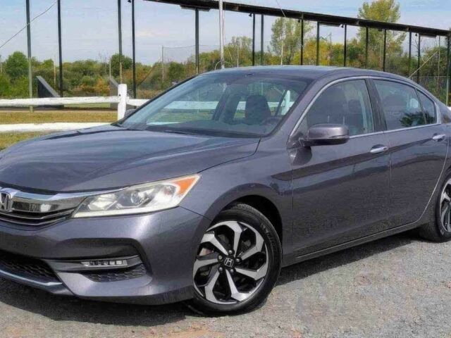 Серый Хонда Аккорд, объемом двигателя 3.5 л и пробегом 59 тыс. км за 10500 $, фото 2 на Automoto.ua