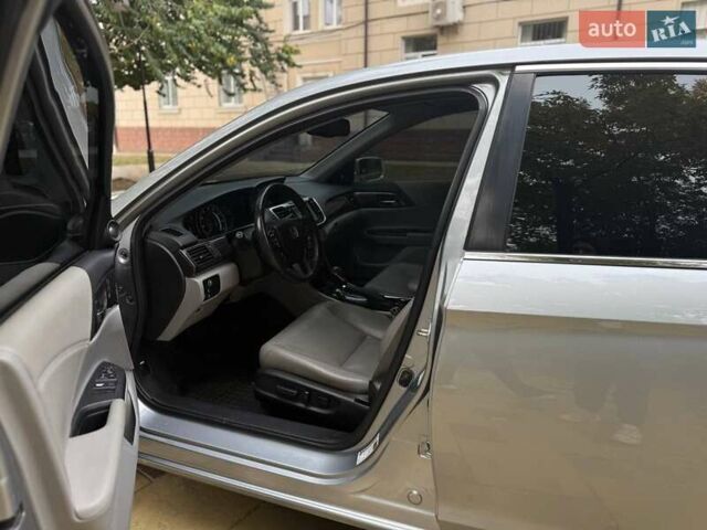 Сірий Хонда Аккорд, об'ємом двигуна 2.4 л та пробігом 115 тис. км за 12900 $, фото 13 на Automoto.ua