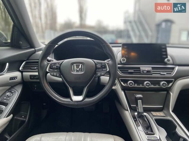 Сірий Хонда Аккорд, об'ємом двигуна 1.5 л та пробігом 125 тис. км за 18990 $, фото 9 на Automoto.ua