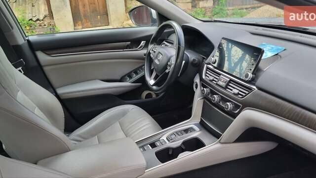 Серый Хонда Аккорд, объемом двигателя 2 л и пробегом 91 тыс. км за 20500 $, фото 2 на Automoto.ua