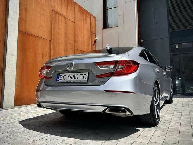 Серый Хонда Аккорд, объемом двигателя 1.5 л и пробегом 95 тыс. км за 15800 $, фото 6 на Automoto.ua