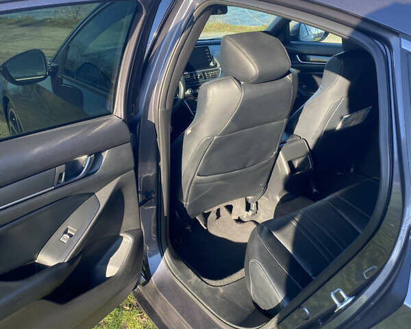 Сірий Хонда Аккорд, об'ємом двигуна 1.5 л та пробігом 108 тис. км за 15999 $, фото 8 на Automoto.ua