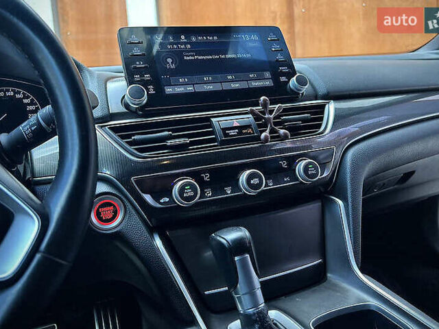 Серый Хонда Аккорд, объемом двигателя 1.5 л и пробегом 95 тыс. км за 17800 $, фото 16 на Automoto.ua