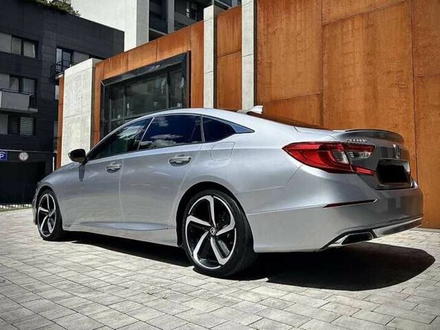 Серый Хонда Аккорд, объемом двигателя 1.5 л и пробегом 95 тыс. км за 15800 $, фото 10 на Automoto.ua