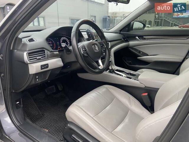 Сірий Хонда Аккорд, об'ємом двигуна 1.5 л та пробігом 125 тис. км за 18990 $, фото 15 на Automoto.ua