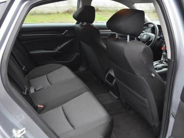 Серый Хонда Аккорд, объемом двигателя 1.5 л и пробегом 44 тыс. км за 14000 $, фото 5 на Automoto.ua