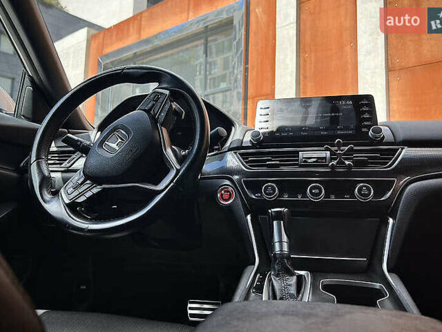 Серый Хонда Аккорд, объемом двигателя 1.5 л и пробегом 95 тыс. км за 17800 $, фото 13 на Automoto.ua