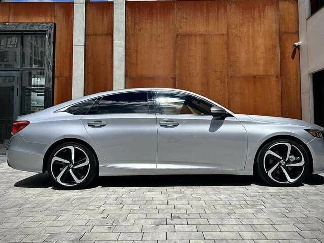 Серый Хонда Аккорд, объемом двигателя 1.5 л и пробегом 95 тыс. км за 15800 $, фото 4 на Automoto.ua