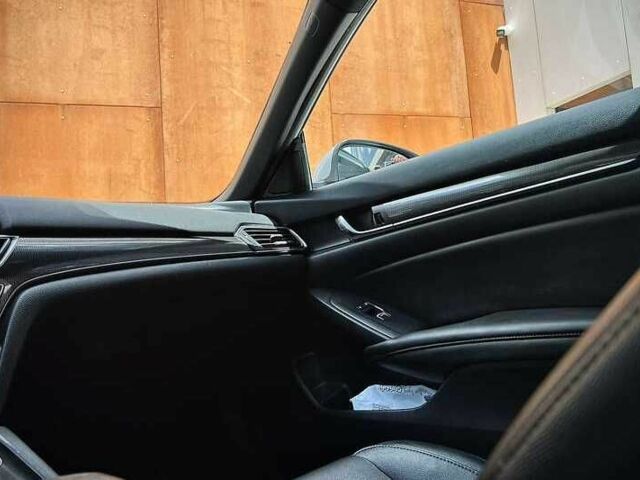 Серый Хонда Аккорд, объемом двигателя 1.5 л и пробегом 95 тыс. км за 15800 $, фото 14 на Automoto.ua