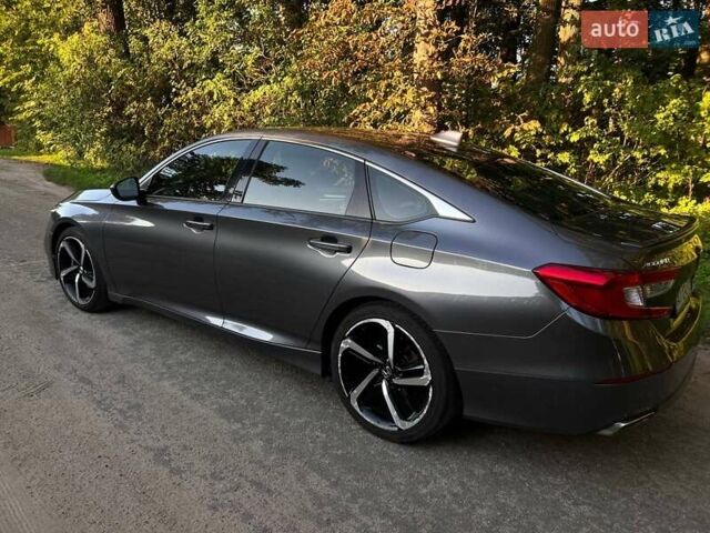 Сірий Хонда Аккорд, об'ємом двигуна 1.5 л та пробігом 110 тис. км за 17500 $, фото 2 на Automoto.ua