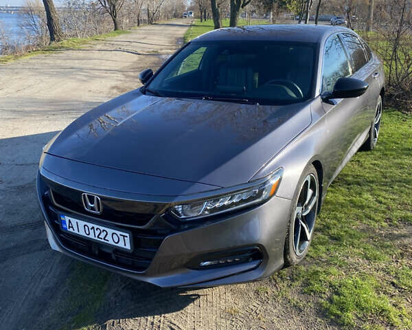 Сірий Хонда Аккорд, об'ємом двигуна 1.5 л та пробігом 108 тис. км за 15999 $, фото 1 на Automoto.ua
