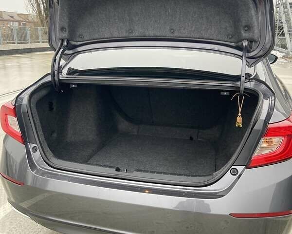 Сірий Хонда Аккорд, об'ємом двигуна 1.5 л та пробігом 125 тис. км за 18990 $, фото 7 на Automoto.ua
