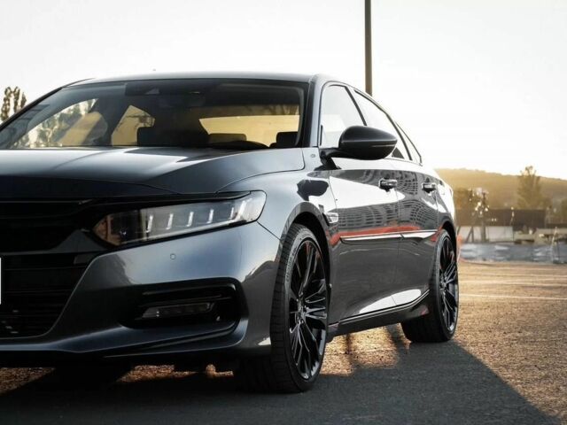 Хонда Аккорд 2019 в Киеве на Automoto.ua Серый Хонда Аккорд, объемом двигателя 2 л и пробегом 75 тыс. км за 12000 $, фото 3 на Automoto.ua