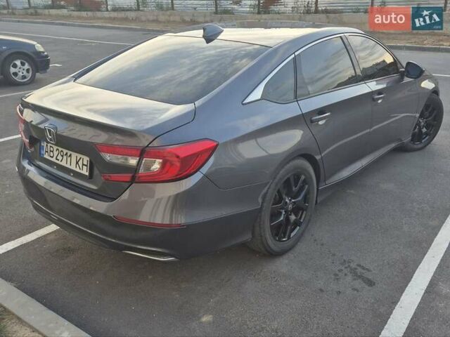 Серый Хонда Аккорд, объемом двигателя 1.5 л и пробегом 112 тыс. км за 15999 $, фото 9 на Automoto.ua