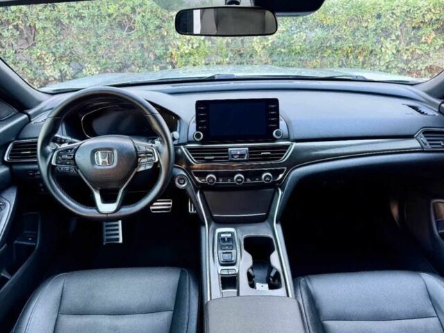 Сірий Хонда Аккорд, об'ємом двигуна 2 л та пробігом 65 тис. км за 15000 $, фото 6 на Automoto.ua