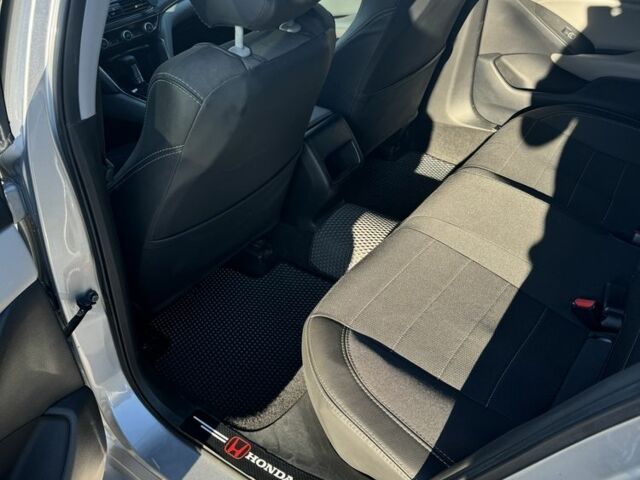 Серый Хонда Аккорд, объемом двигателя 1.5 л и пробегом 53 тыс. км за 15900 $, фото 2 на Automoto.ua