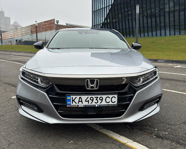 Серый Хонда Аккорд, объемом двигателя 1.5 л и пробегом 93 тыс. км за 23999 $, фото 2 на Automoto.ua