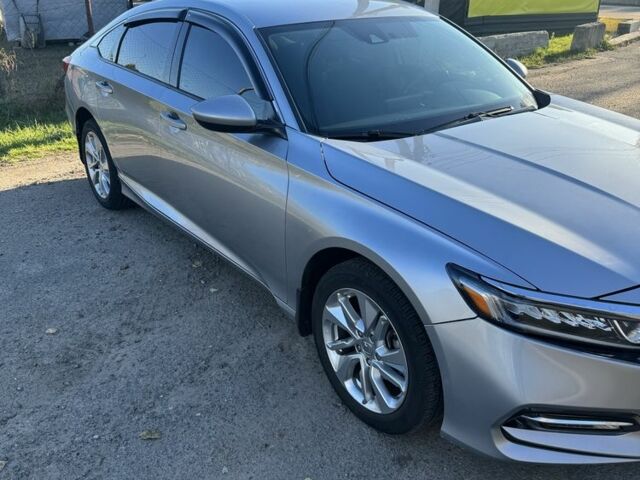 Серый Хонда Аккорд, объемом двигателя 1.5 л и пробегом 53 тыс. км за 15900 $, фото 1 на Automoto.ua