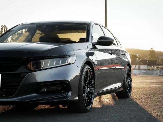 Хонда Аккорд 2019 в Киеве на Automoto.ua Серый Хонда Аккорд, объемом двигателя 2 л и пробегом 75 тыс. км за 12000 $, фото 1 на Automoto.ua