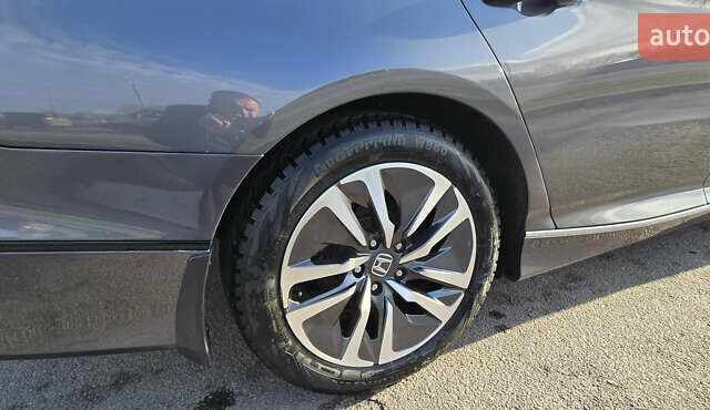 Серый Хонда Аккорд, объемом двигателя 1.99 л и пробегом 103 тыс. км за 21999 $, фото 11 на Automoto.ua