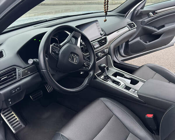 Серый Хонда Аккорд, объемом двигателя 1.5 л и пробегом 93 тыс. км за 23999 $, фото 20 на Automoto.ua