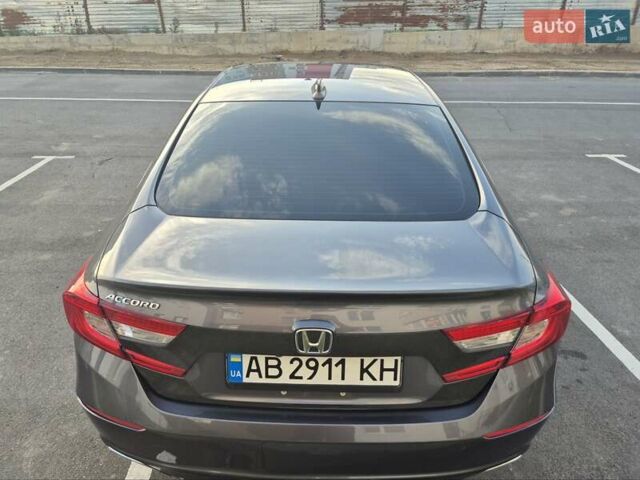Серый Хонда Аккорд, объемом двигателя 1.5 л и пробегом 112 тыс. км за 15999 $, фото 5 на Automoto.ua