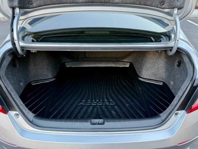 Сірий Хонда Аккорд, об'ємом двигуна 2 л та пробігом 65 тис. км за 15000 $, фото 12 на Automoto.ua