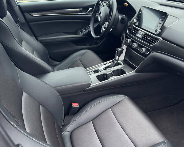 Серый Хонда Аккорд, объемом двигателя 1.5 л и пробегом 93 тыс. км за 23999 $, фото 21 на Automoto.ua