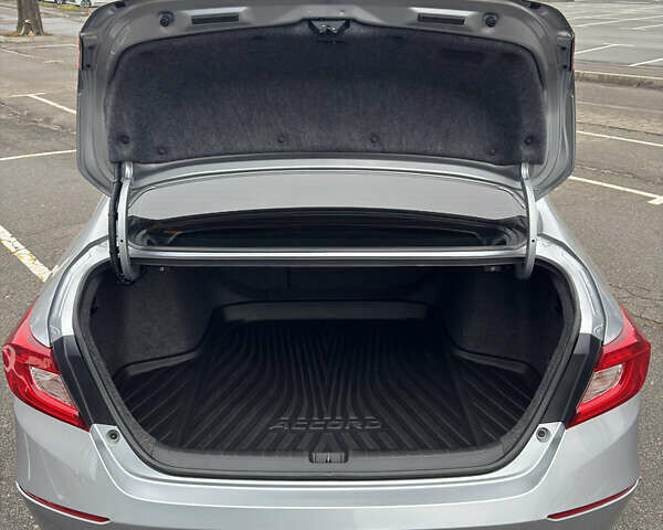 Серый Хонда Аккорд, объемом двигателя 1.5 л и пробегом 93 тыс. км за 23999 $, фото 14 на Automoto.ua