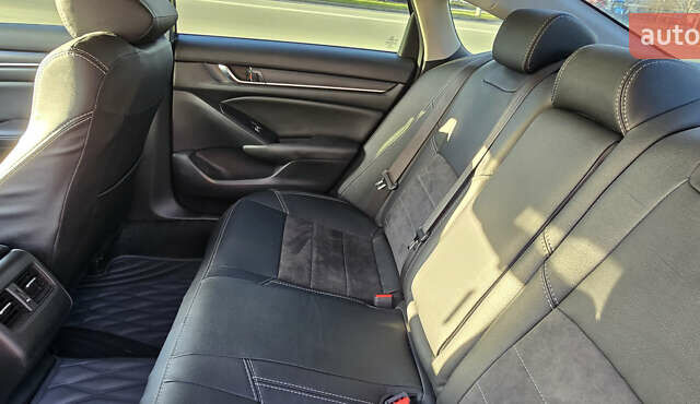 Серый Хонда Аккорд, объемом двигателя 1.99 л и пробегом 103 тыс. км за 21999 $, фото 22 на Automoto.ua