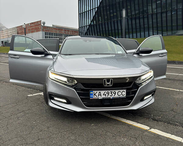 Серый Хонда Аккорд, объемом двигателя 1.5 л и пробегом 93 тыс. км за 23999 $, фото 12 на Automoto.ua