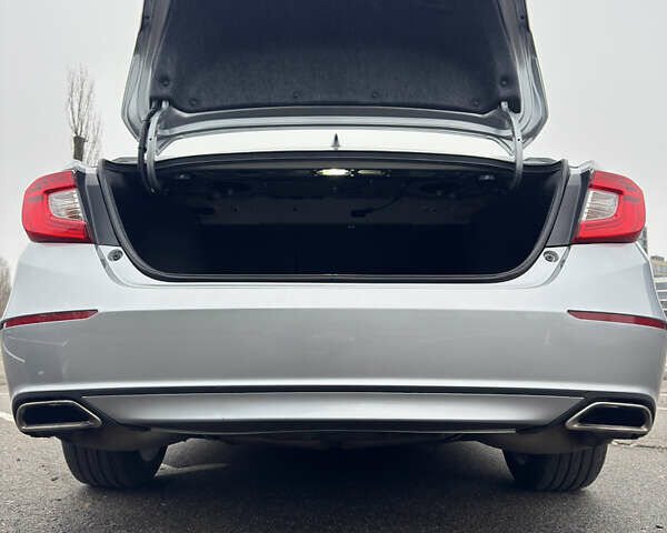 Серый Хонда Аккорд, объемом двигателя 1.5 л и пробегом 93 тыс. км за 23999 $, фото 13 на Automoto.ua