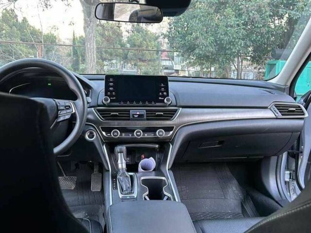 Сірий Хонда Аккорд, об'ємом двигуна 2 л та пробігом 119 тис. км за 12900 $, фото 4 на Automoto.ua