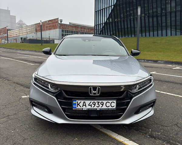 Серый Хонда Аккорд, объемом двигателя 1.5 л и пробегом 93 тыс. км за 23999 $, фото 3 на Automoto.ua