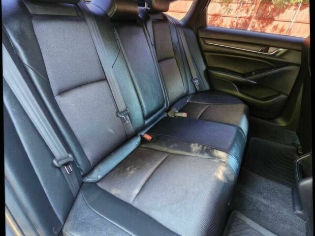 Серый Хонда Аккорд, объемом двигателя 1.5 л и пробегом 40 тыс. км за 13200 $, фото 12 на Automoto.ua