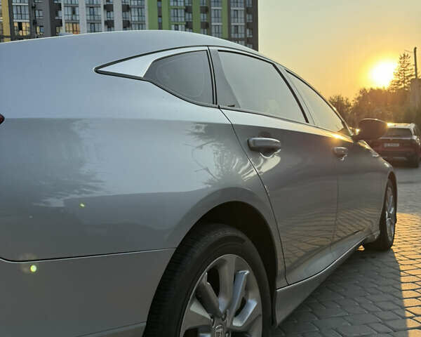 Серый Хонда Аккорд, объемом двигателя 1.5 л и пробегом 39 тыс. км за 17500 $, фото 3 на Automoto.ua