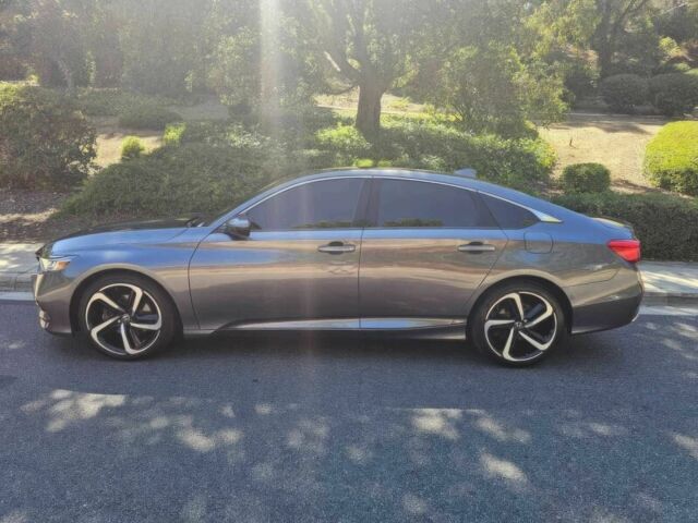 Серый Хонда Аккорд, объемом двигателя 1.5 л и пробегом 40 тыс. км за 13200 $, фото 4 на Automoto.ua