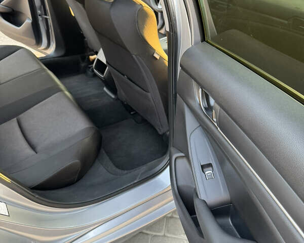 Серый Хонда Аккорд, объемом двигателя 1.5 л и пробегом 39 тыс. км за 17500 $, фото 8 на Automoto.ua