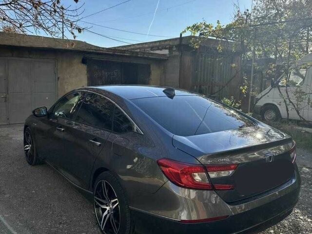 Серый Хонда Аккорд, объемом двигателя 2 л и пробегом 88 тыс. км за 18500 $, фото 2 на Automoto.ua