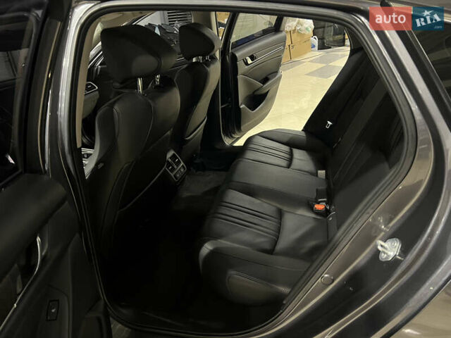 Серый Хонда Аккорд, объемом двигателя 2 л и пробегом 83 тыс. км за 24200 $, фото 14 на Automoto.ua