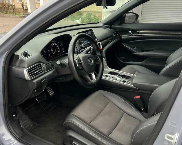 Серый Хонда Аккорд, объемом двигателя 1.99 л и пробегом 36 тыс. км за 24000 $, фото 5 на Automoto.ua