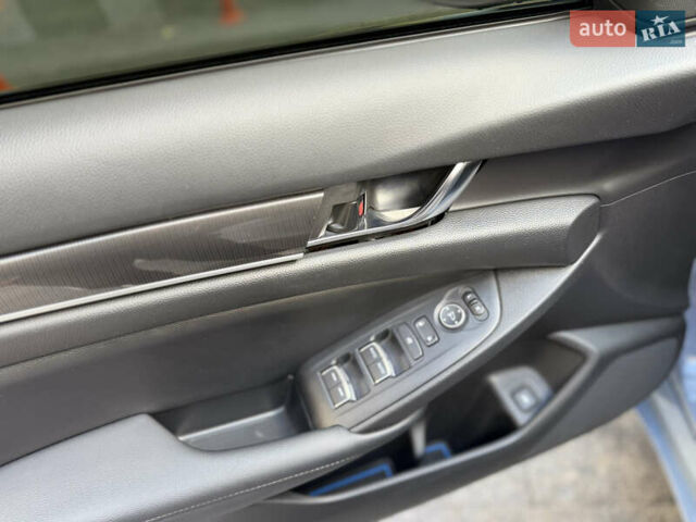 Сірий Хонда Аккорд, об'ємом двигуна 1.99 л та пробігом 41 тис. км за 24900 $, фото 44 на Automoto.ua