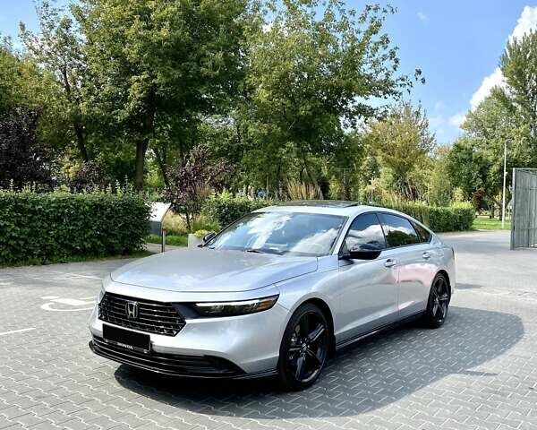 Серый Хонда Аккорд, объемом двигателя 1.99 л и пробегом 23 тыс. км за 28700 $, фото 2 на Automoto.ua