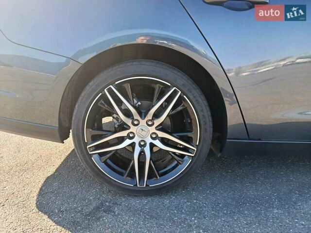 Серый Хонда Аккорд, объемом двигателя 1.5 л и пробегом 15 тыс. км за 24000 $, фото 8 на Automoto.ua
