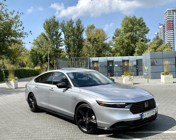 Серый Хонда Аккорд, объемом двигателя 1.99 л и пробегом 23 тыс. км за 28700 $, фото 5 на Automoto.ua