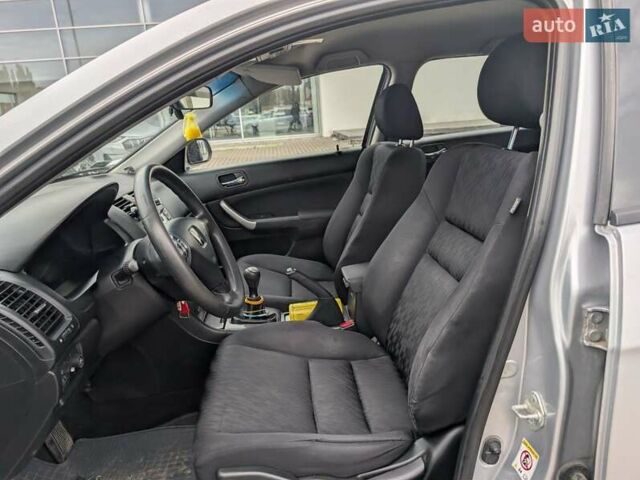 Сірий Хонда Аккорд, об'ємом двигуна 2 л та пробігом 200 тис. км за 3950 $, фото 16 на Automoto.ua