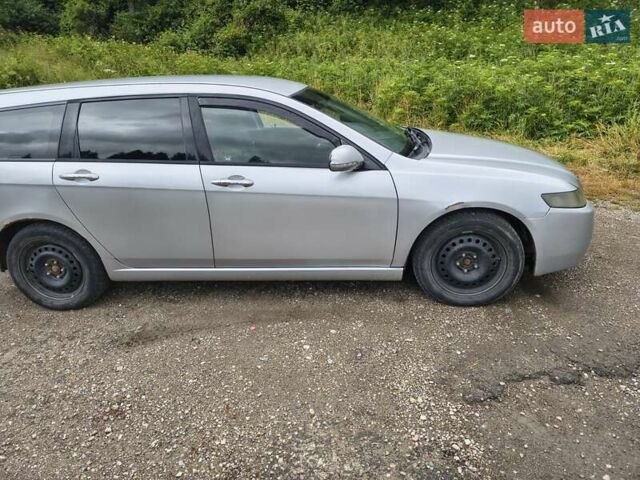 Серый Хонда Аккорд, объемом двигателя 2.2 л и пробегом 328 тыс. км за 2999 $, фото 5 на Automoto.ua