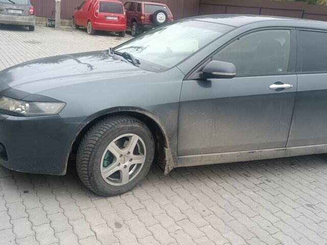 Серый Хонда Аккорд, объемом двигателя 2 л и пробегом 320 тыс. км за 4500 $, фото 11 на Automoto.ua