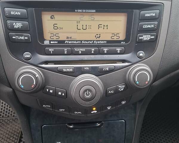 Серый Хонда Аккорд, объемом двигателя 2.35 л и пробегом 248 тыс. км за 7500 $, фото 33 на Automoto.ua